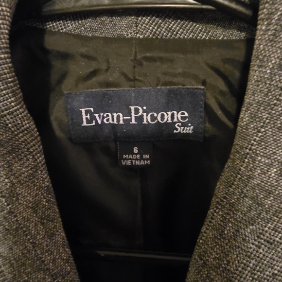 Evan Picone Charcoal Blazer & Skirt Suit - Picture 4 of 6